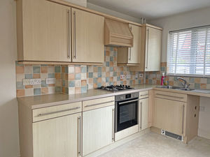 Photo 28- click for photo gallery